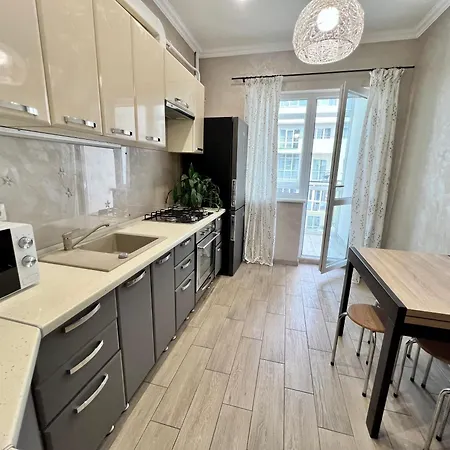 Osapart At The Complex Great Britain *